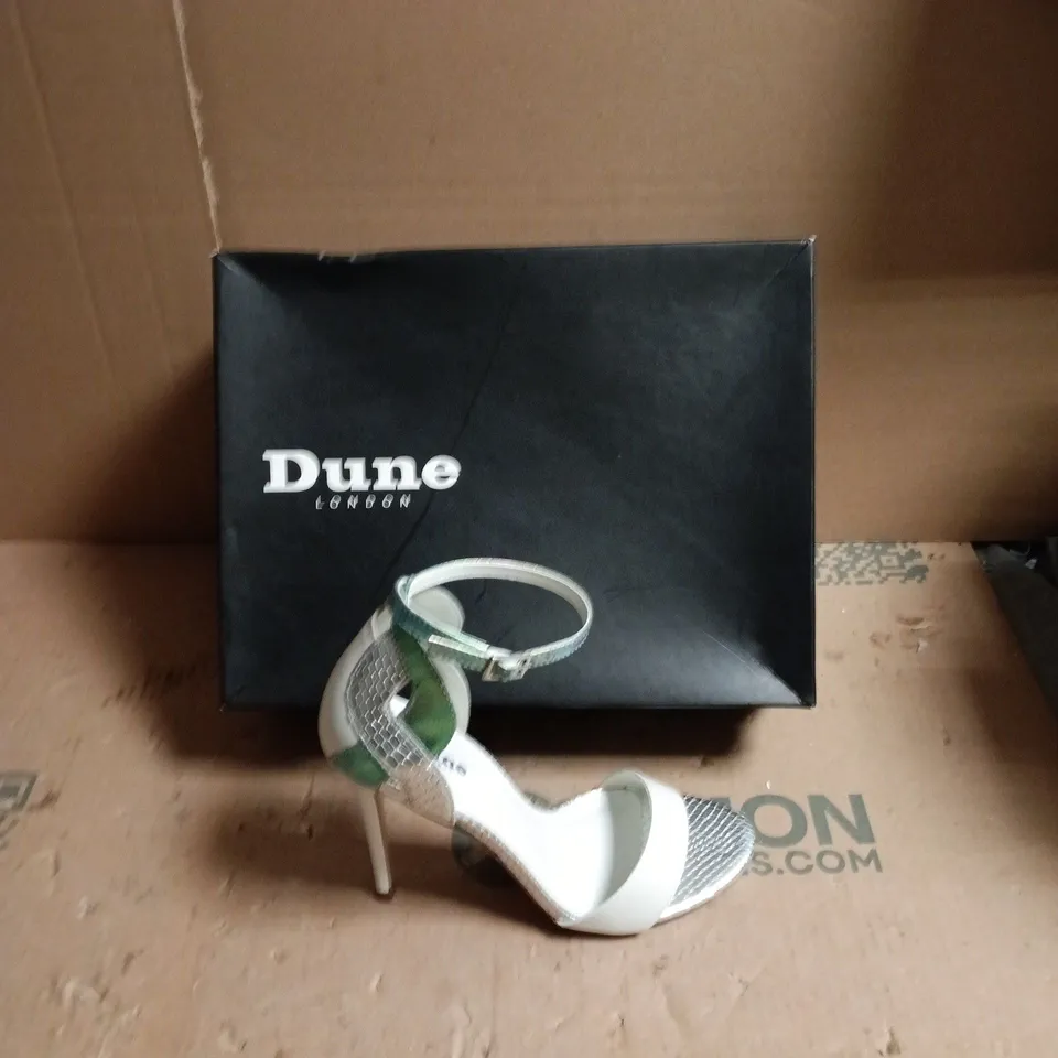 DUNE LONDON WOMEN'S WHITE & SILVER STRAPPY HEELED SANDALS - EUR SIZE 38