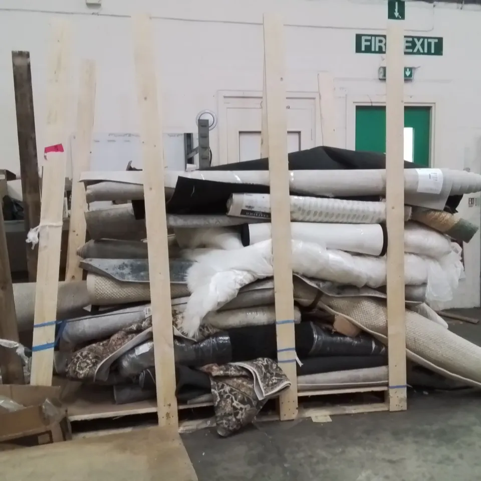 PALLET OF QUALITY DESIGNER AREA RUGS APPROXIMATELY 15