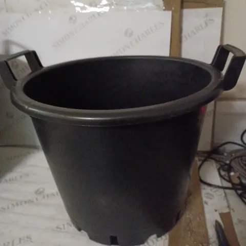 PACK OF 4 HEAVY DUTY 30L PLANTER POTS WITH HANDLES