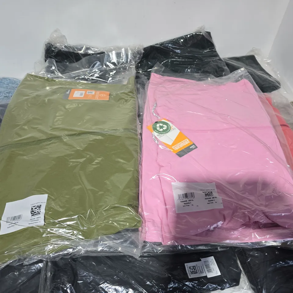 LOT OF APPROXIMATELY 16 ASSORTED BRAND NEW REGATTA AND DARE2BE CLOTHING ITEMS
