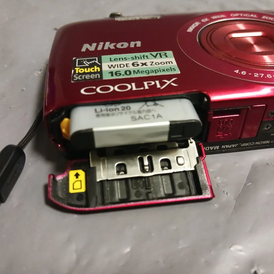 NIKON COOLPIX S4300 DIGITAL CAMERA