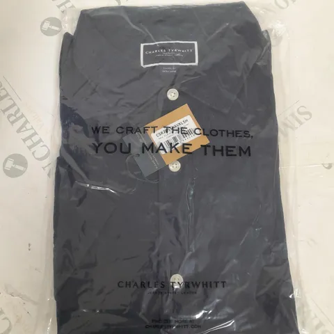 CHARLES TYRWHITT NAVY BLUE SS LINEN SHIRT - CLASSIX XL