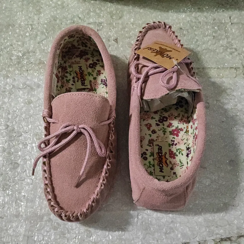 MOKKERS GENUINE LEATHER MOCCASINS – PINK, UK SIZE 7