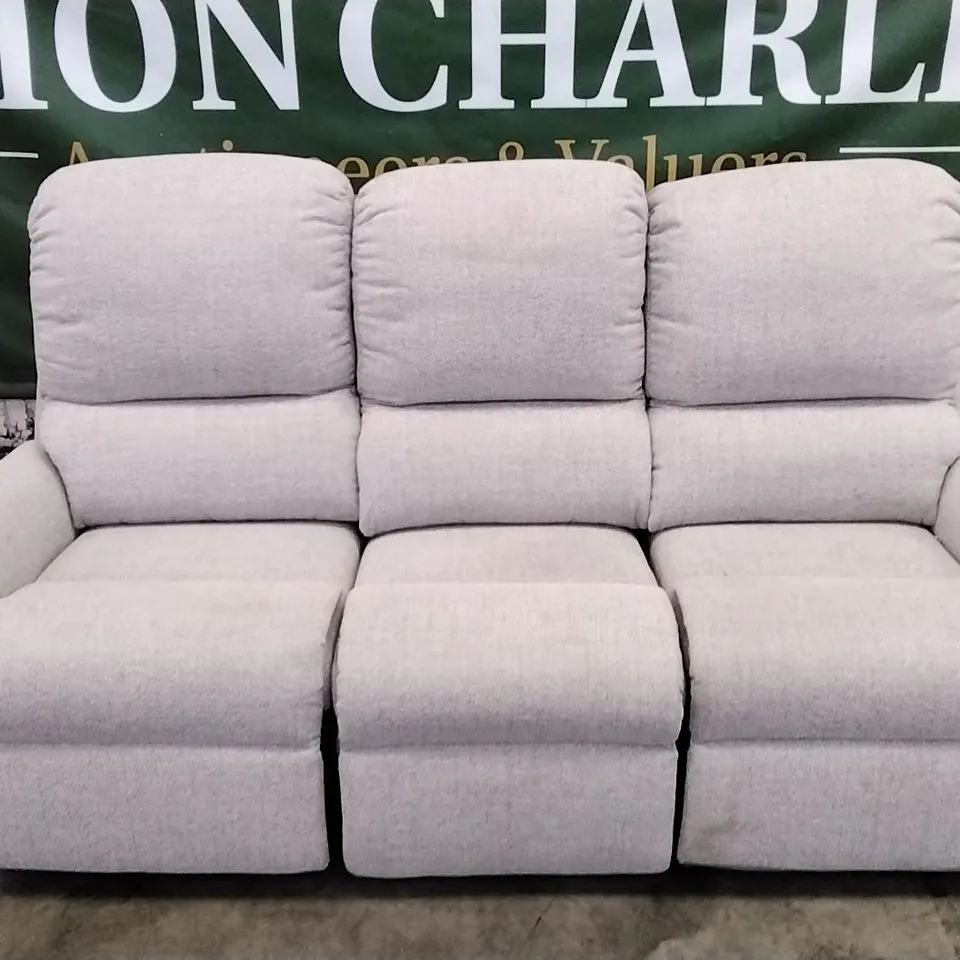 QUALITY BRITISH DESIGNED & MANUFACTURED G PLAN NEWMARKET 3 SEATER MANUAL RECLINER SOFA SPECKLE FAWN FABRIC