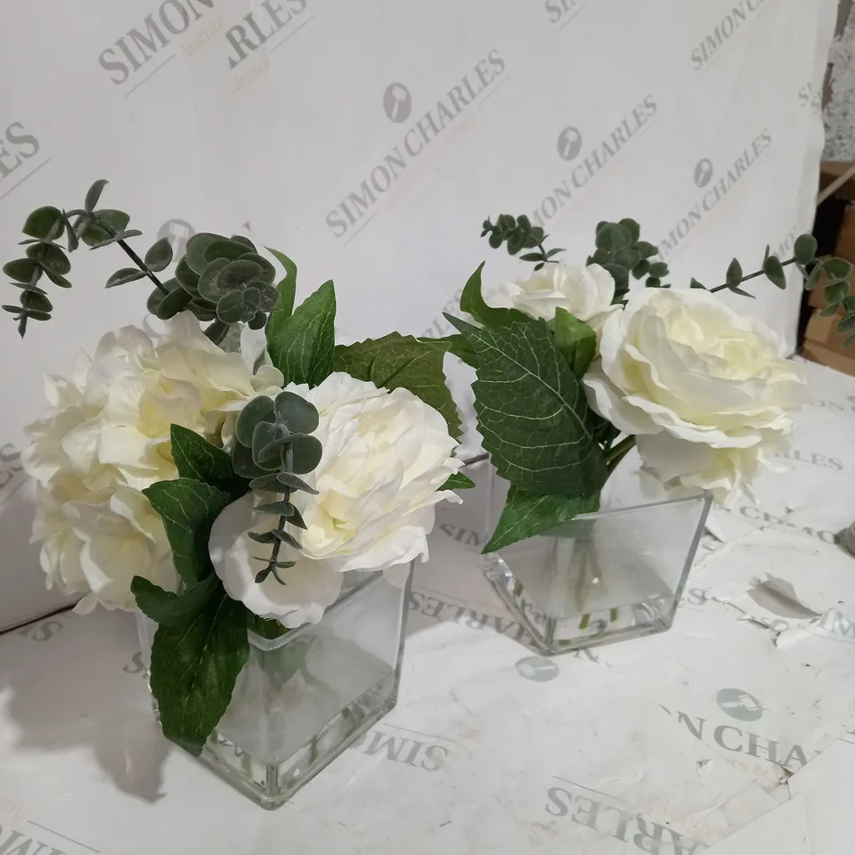 JULIAN MACDONALD FAKE WHITE PLANTS 