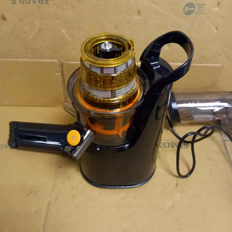 FRIDJA MASTICATING JUICER