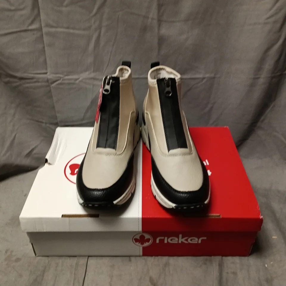 BOXED PAIR OF RIEKER WOMENS BOOTS, N6352-60, BEIGE LADIES ANKLE BOOT - SIZE 38