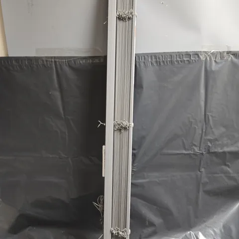 PVC VENETIAN BLIND IN GREY