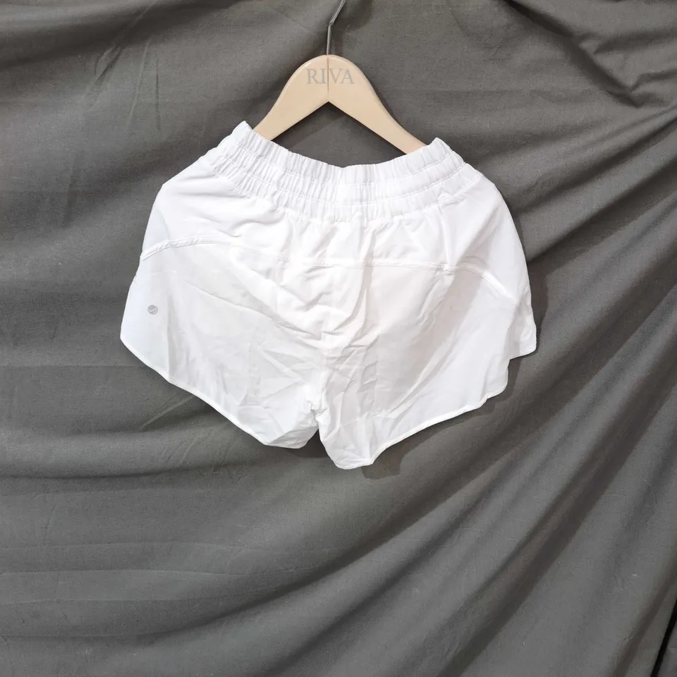 CRZ YOGA WOMEN'S WHITE SHORTS – UK 10 (US S 4/6)