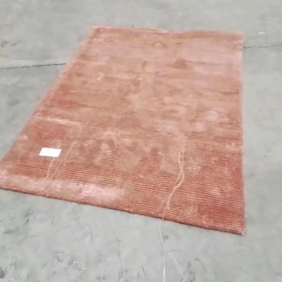 QUALITY DESIGNER AREA RUG - APPROXIMATELY 170X120CM