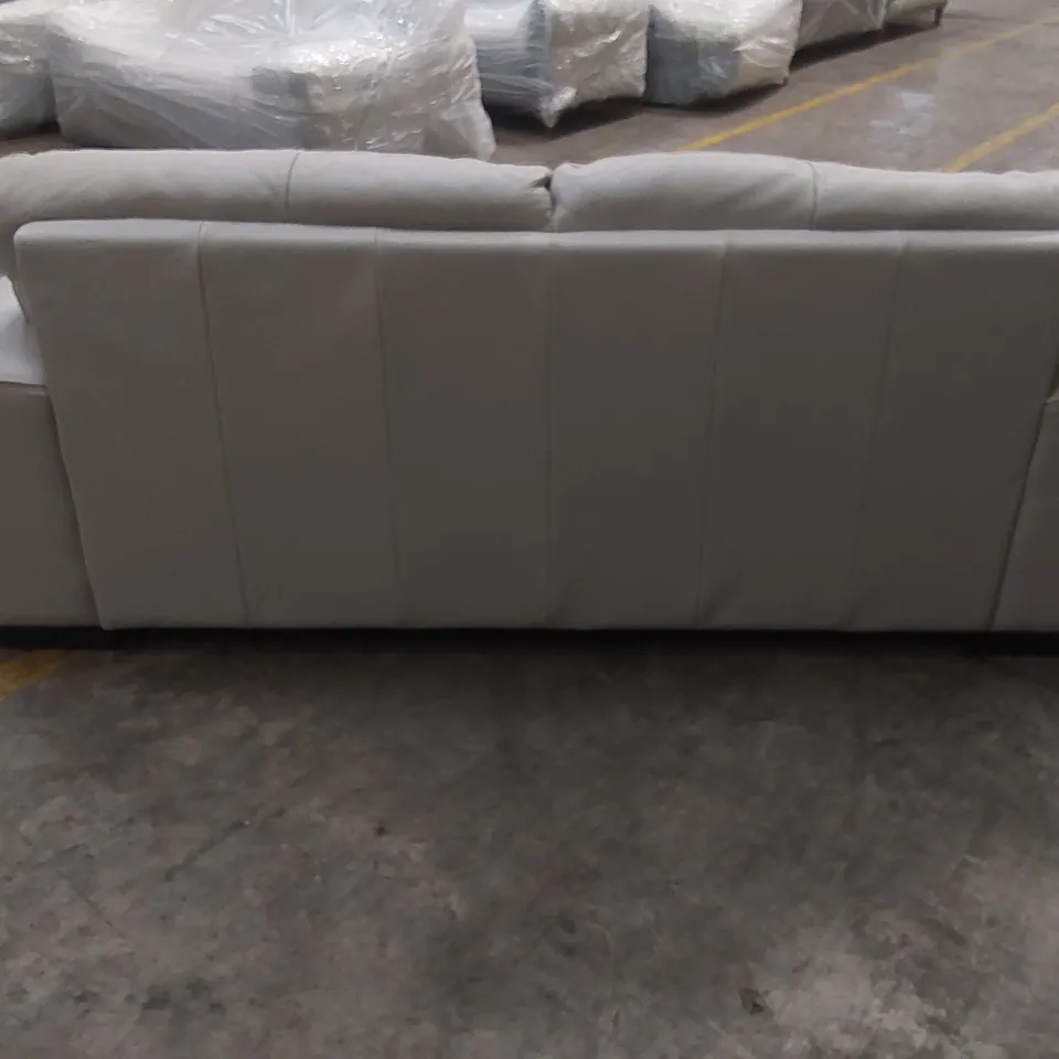 QUALITY DESIGNER ITALIAN MADE LARGE MARCOS LEATHER 4 SEATER SOFA - WHITE GREY