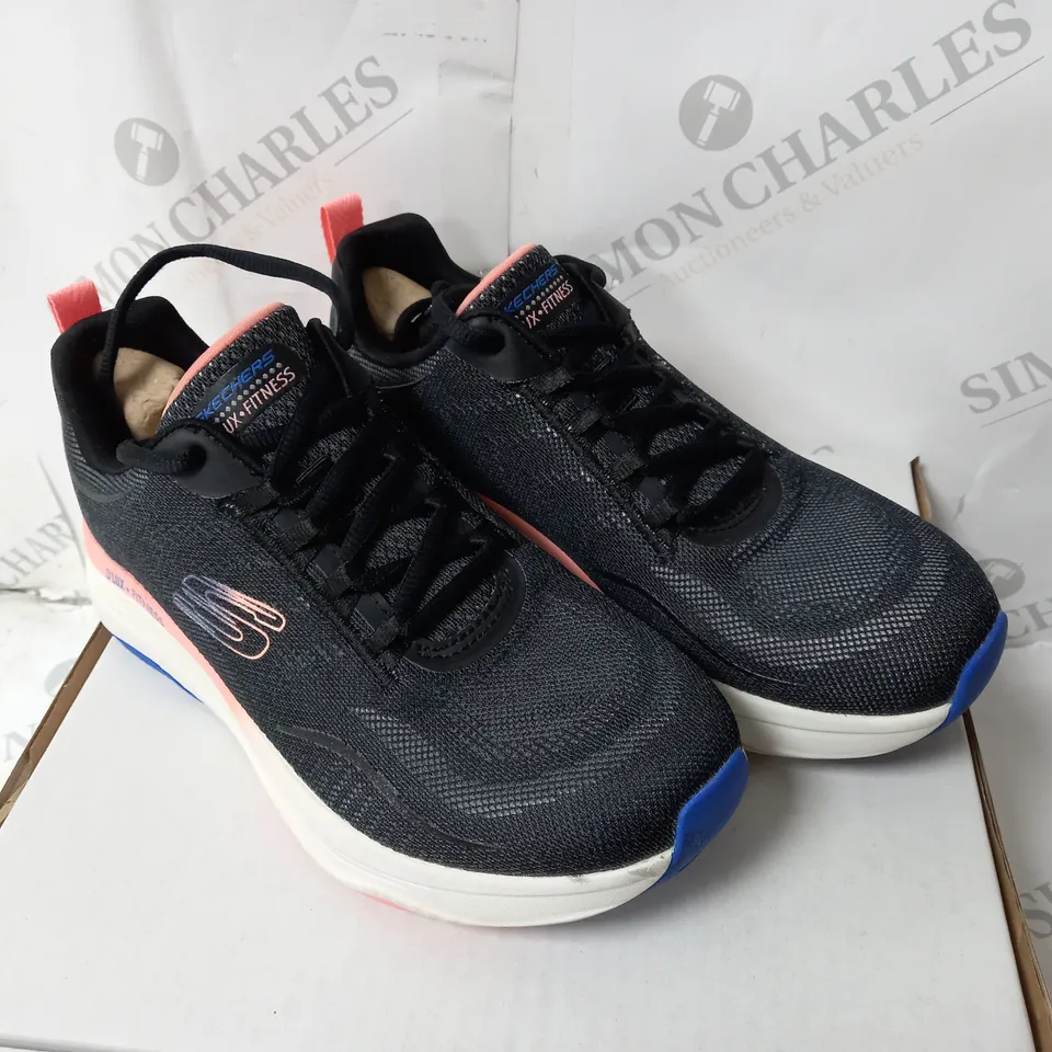 SKECHERS WOMEN'S MEMORY FOAM D'LUX FITNESS LACE UP TRAINERS - SIZE 4