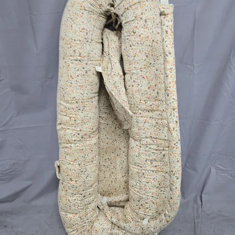 FLORAL BABY NEST LOUNGER WITH PADDED SIDES 