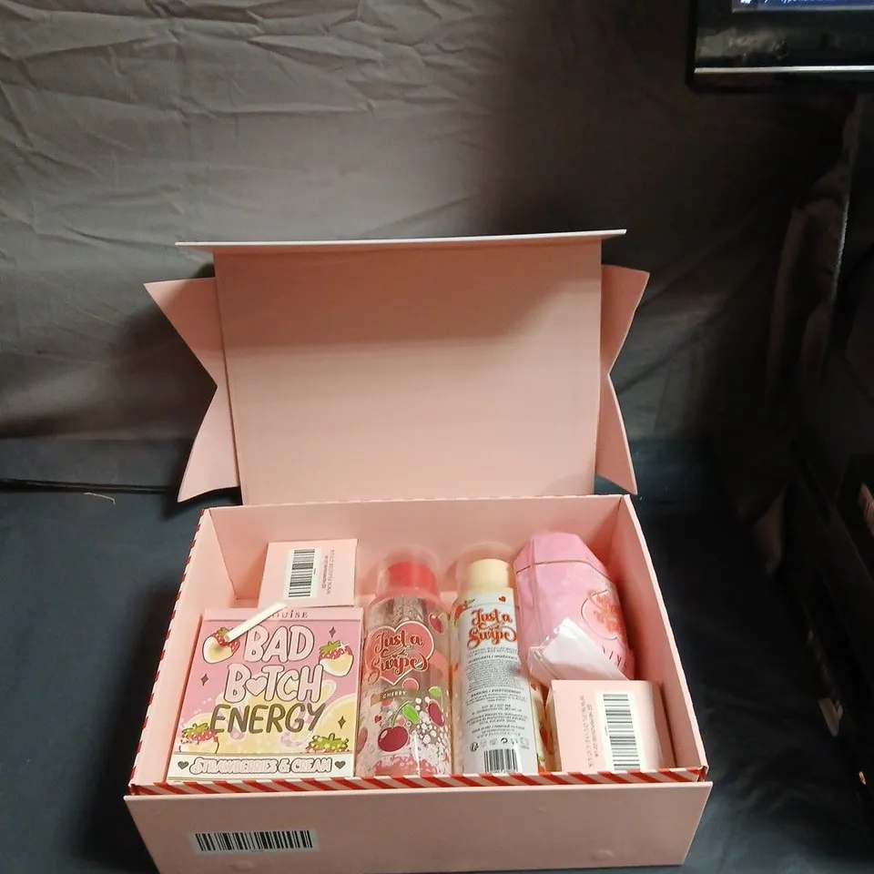 PINK BEAUTY GIFT SET WITH BODY SPRAY & LOTION – 'BAD BITCH ENERGY' BOX