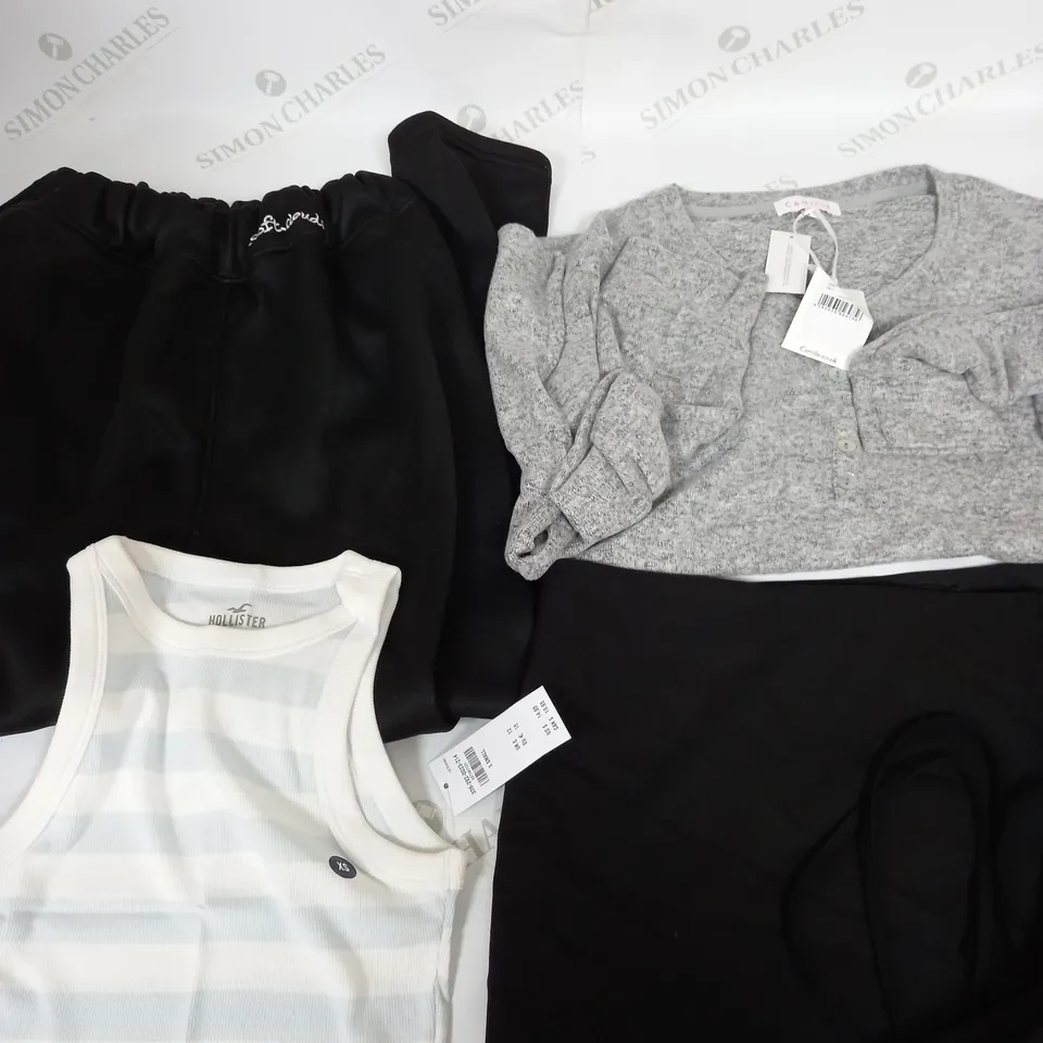 BOX OF APPROXIMATELY 25 ASSORTED CLOTHING ITEMS TO INCUDE - TANT TOP,  JUMPERS , T-SHIRTS , TROUSERS,ECT 