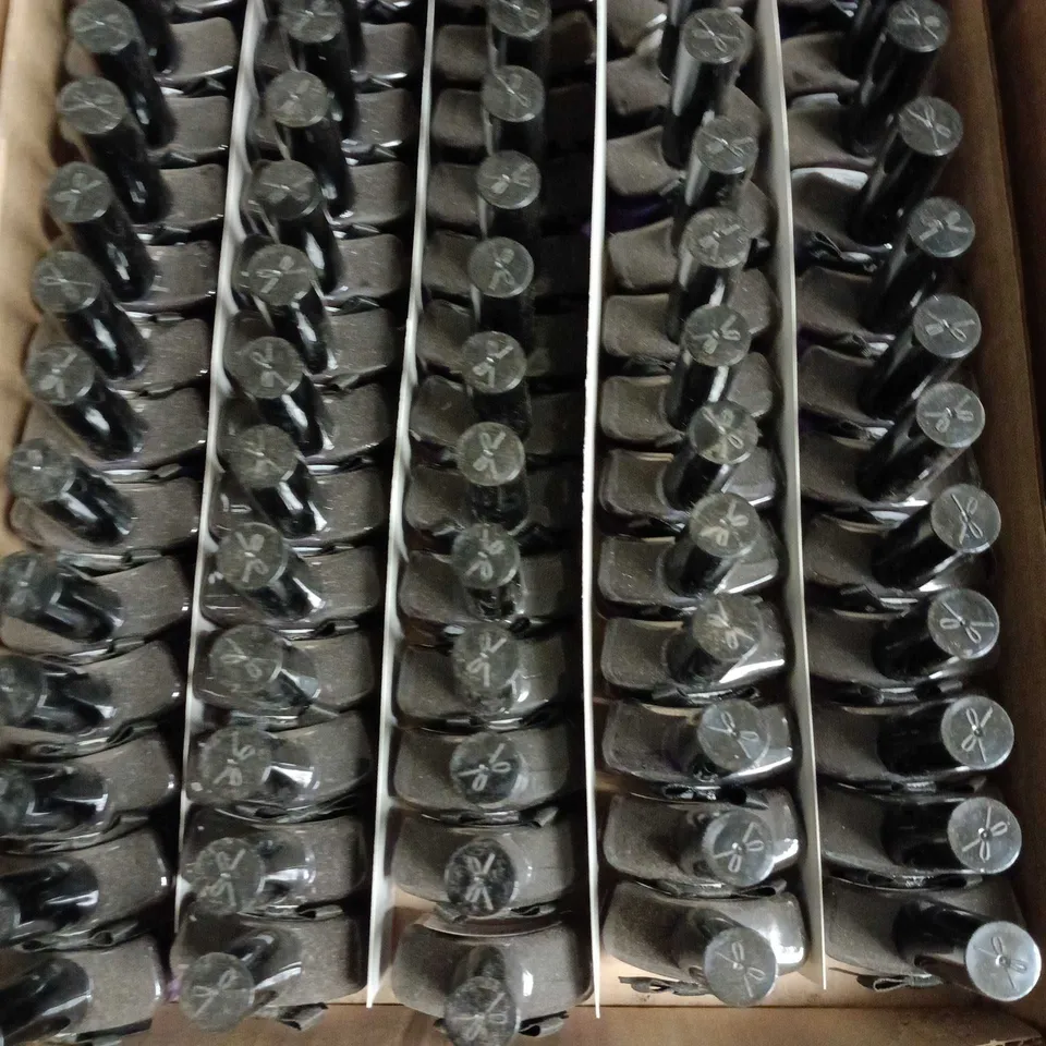 APPROXIMATELY 120 CIATÉ TALENT SCOUT NAIL VARNISH PAINTS