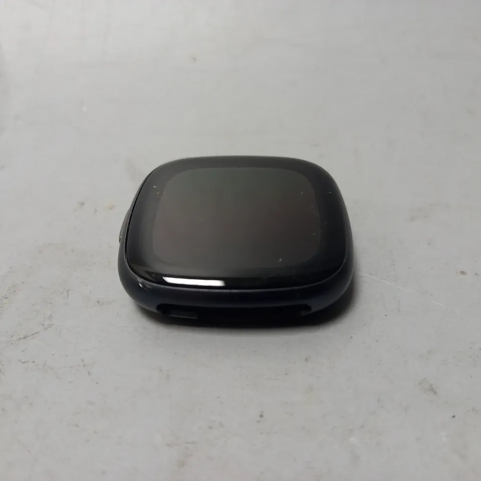 FITBIT M/N FB523 VERSA 4