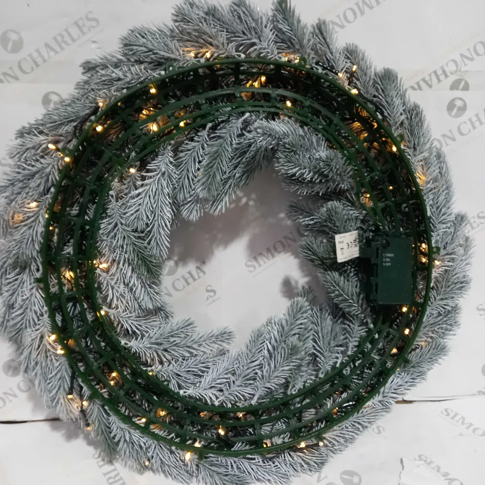 GARDEN REFLECTIONS OUTDOOR FROSTED LED WREATH