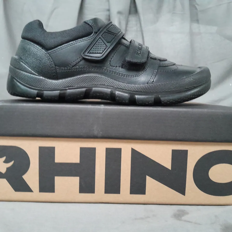 BOXED PAIR OF RHINO WARRIOR SHOES IN BLACK EU SIZE 36