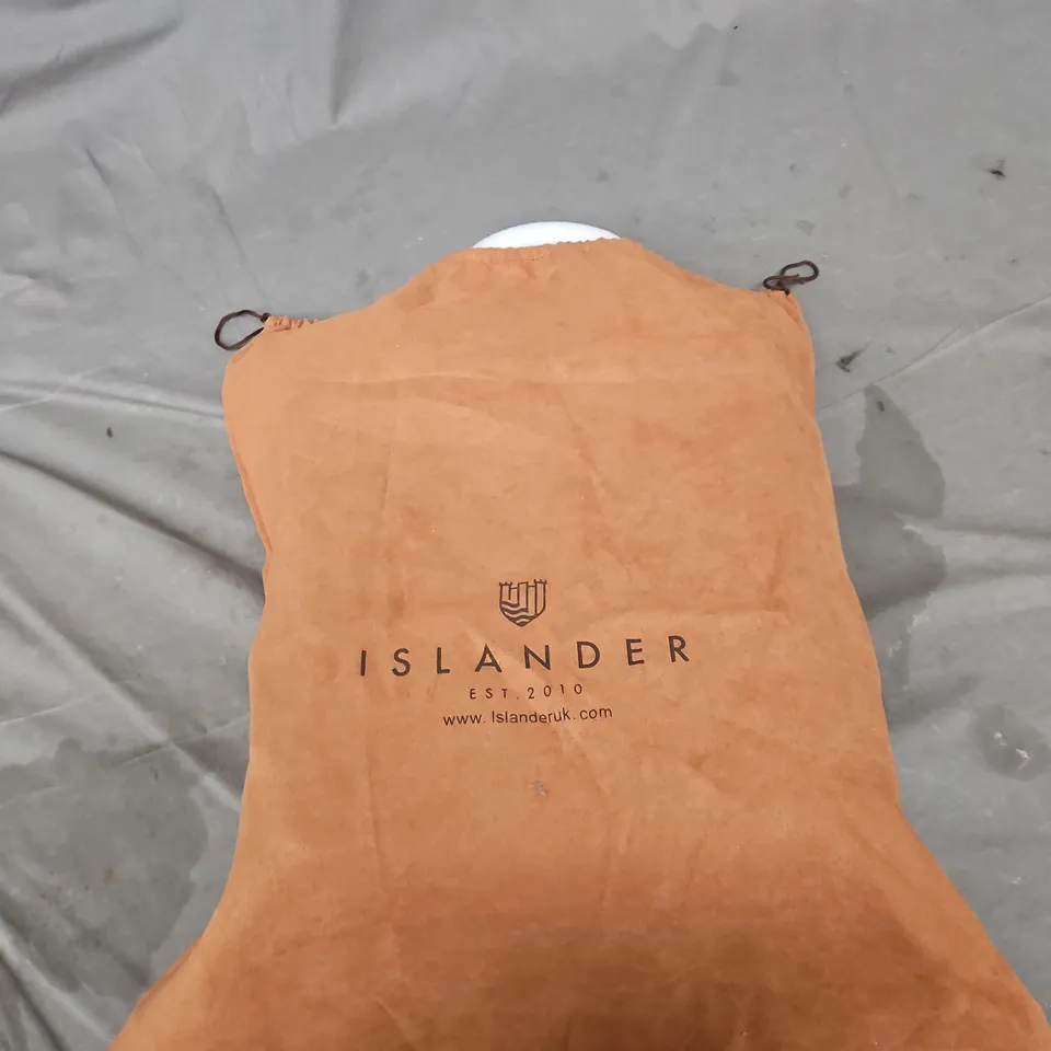 ISLANDER HARRIS TWEED BAG WITH TARTAN FLAP AND BROWN LEATHER BODY