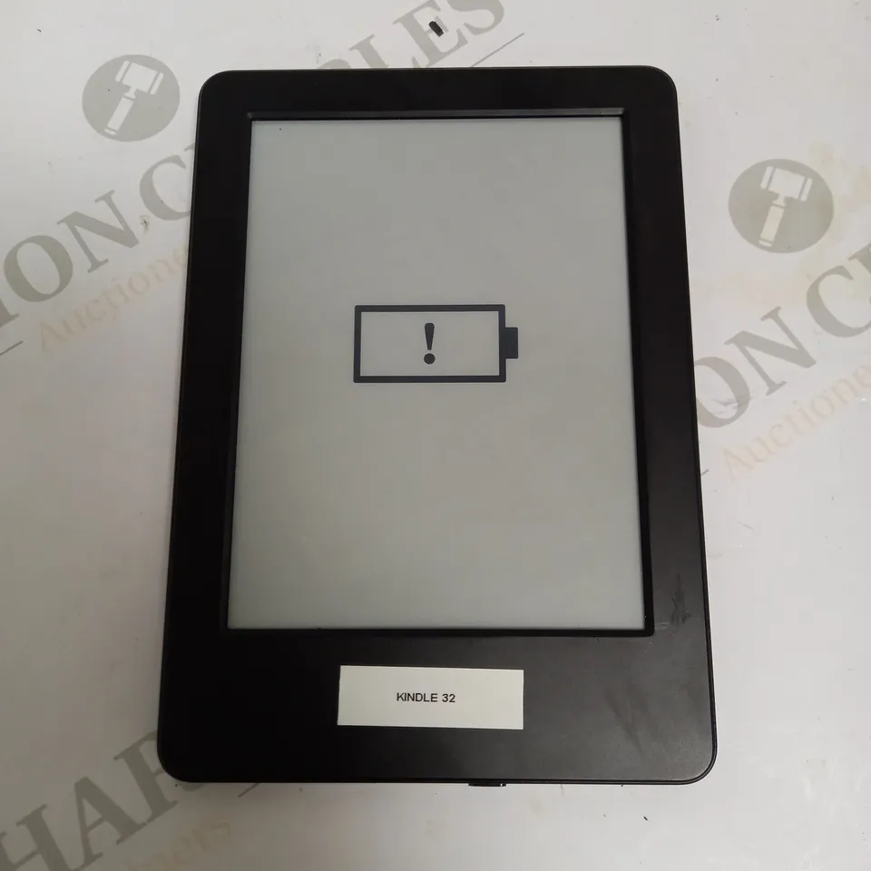 AMAZON KINDLE EREADER (WP63GW 7TH GEN)