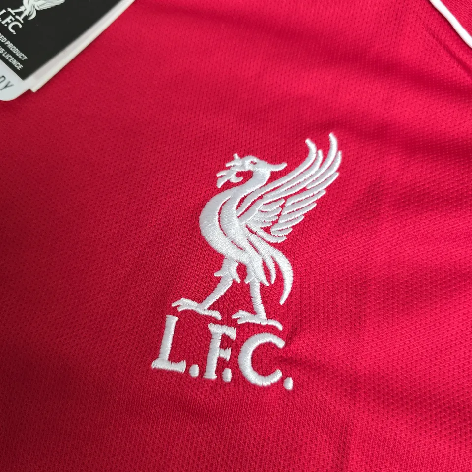 LIVERPOOL FC HOME SHIRT – RED ADIDAS, LFC CREST, STANDARD CHARTERED SPONSOR, AEROREADY, UK SIZE L (MEN)