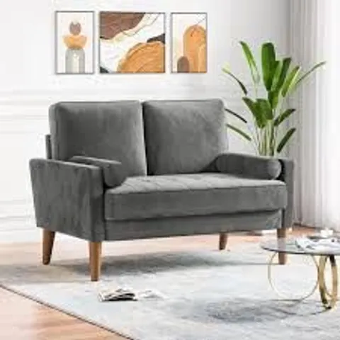 BOXED YOLEO SCANDINAVIAN 2-SEATER VELVET SOFA WITH ROLLED ARMS, GREY β 121X77X87CM