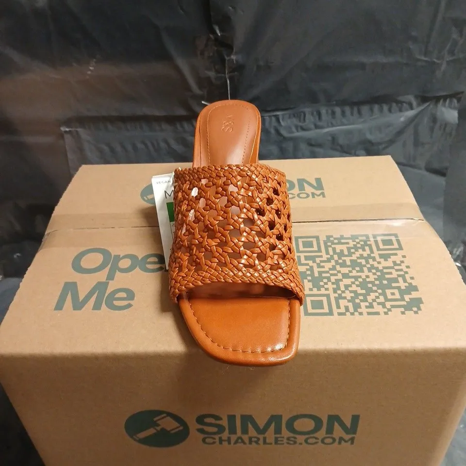 M&S WOMEN’S BROWN WOVEN LEATHER SANDALS – UK 4