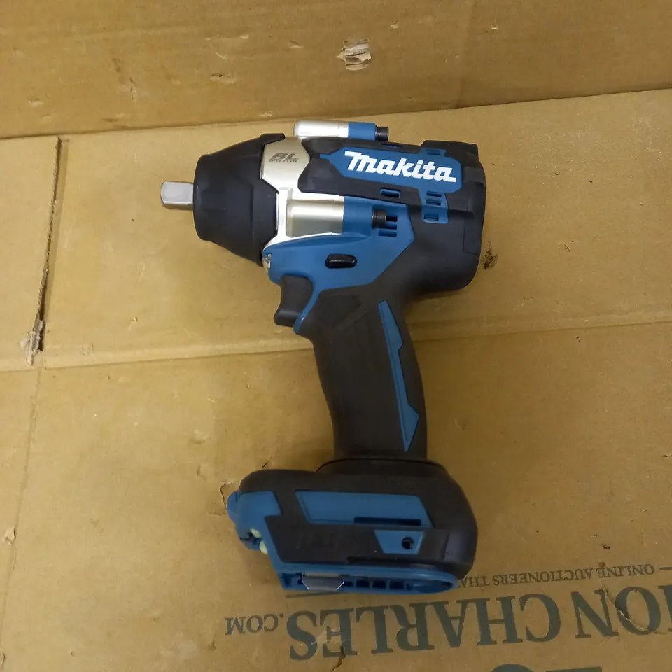 MAKITA CORDLESS IMPACT WRENCH 