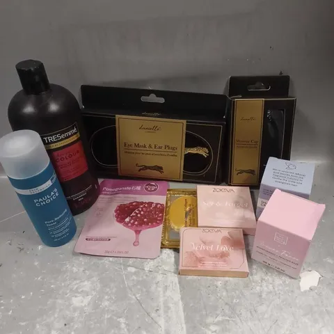 APPROXIMATELY 15 ASSORTED COSMETIC PRODUCTS INCLUDE - PAULA'S CHOICE PORE-REDUCING TONER - UPCIRCLE SHAMPOO CREAM - ZOEVA VELVET LOVE EYESHADOW PALETTE - ETC