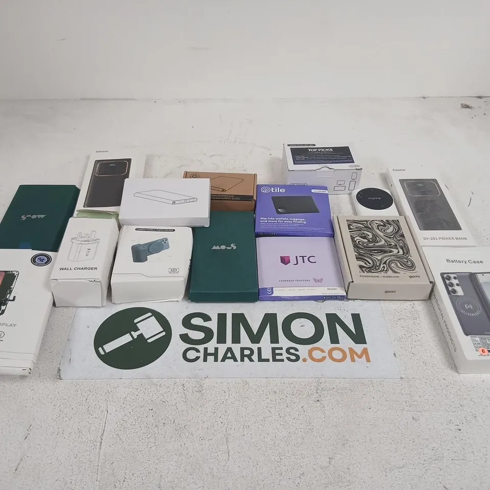 MOBILE PHONE ACCESSORIES ASSORTMENT – POWER BANKS, CHARGERS, CASES & TILE TRACKER (BOXED)