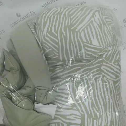 SUPERSOFT BY COZEE HOME ANIMAL PRINT FILLED BEDSPREAD SAGE KING