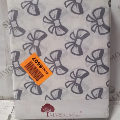 FRANK DUVET COVER SET SIZE: KINGSIZE - 2 STANDARD PILLOWCASES 