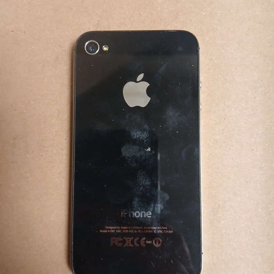 APPLE IPHONE 4 (BLACK) – MODEL A1387