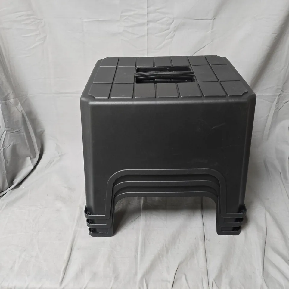 3 BLACK PLASTIC STEP STOOLS