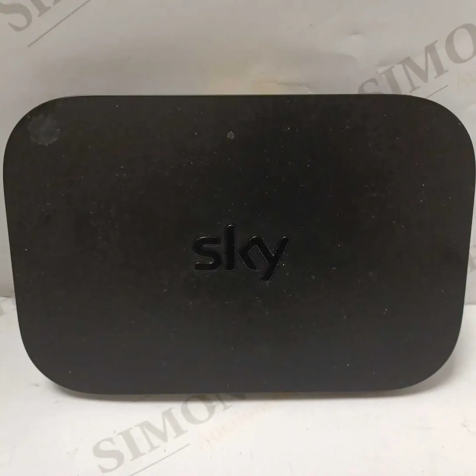 SKY Q HUB (ER115)