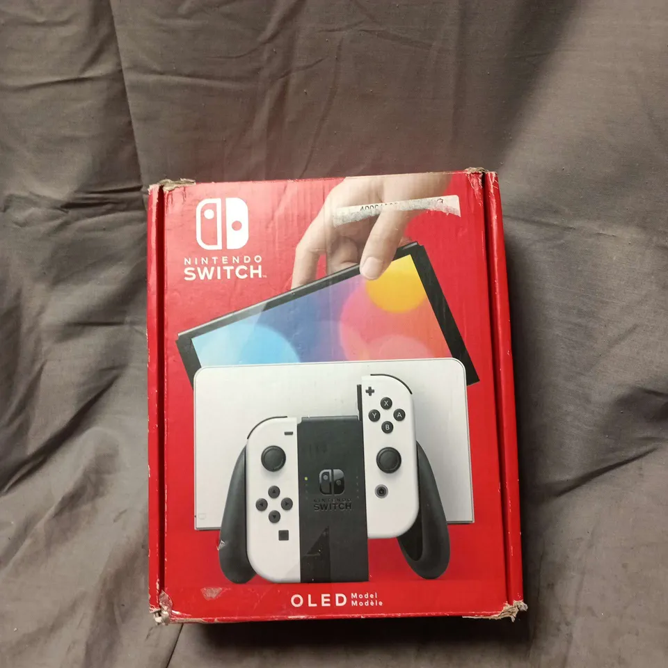 NINTENDO SWITCH OLED MODEL BOXED WITH ACCESSORIES