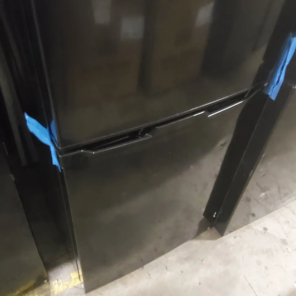 RUSSELL HOBBS 50CM WIDE LOW FROST FRIDGE FREEZER