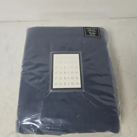 ONE PAIR FULL-LINED OVEN GLOVES, BLUE DENIM