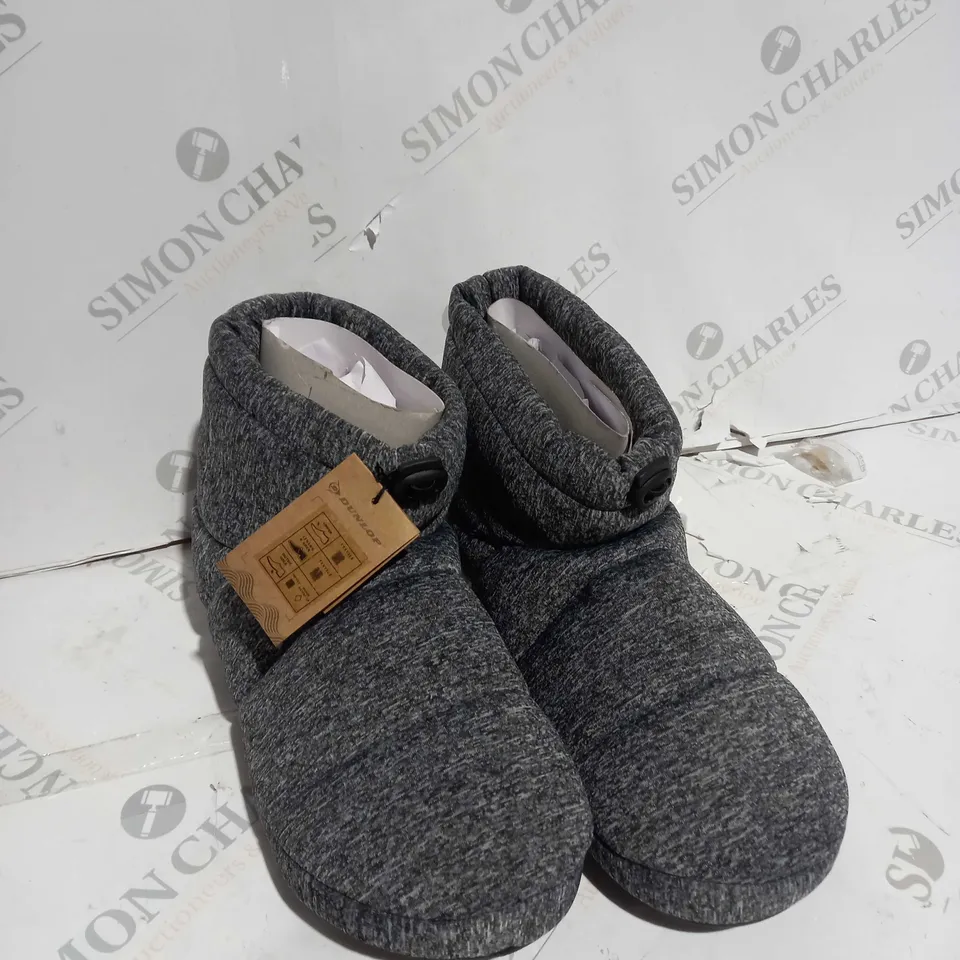 DUNLOP SLIPPERS FOR MEN, FLUFFY MENS SLIPPER - UK SIZE 6