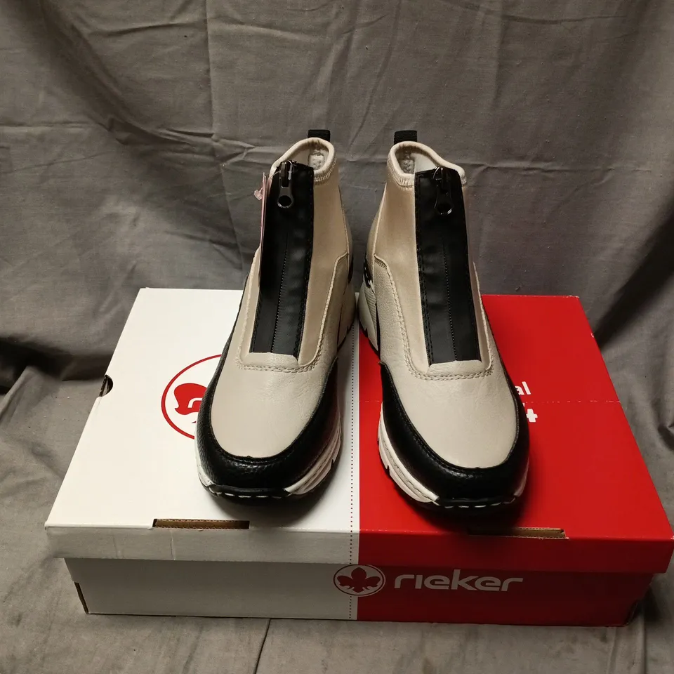 BOXED PAIR OF RIEKER WOMENS BOOTS, N6352-60, BEIGE LADIES ANKLE BOOT - SIZE 37