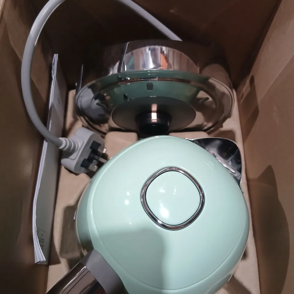 SMEG KETTLE WITH ACOUSTIC ALARM AND 4 SLICE TOASTER