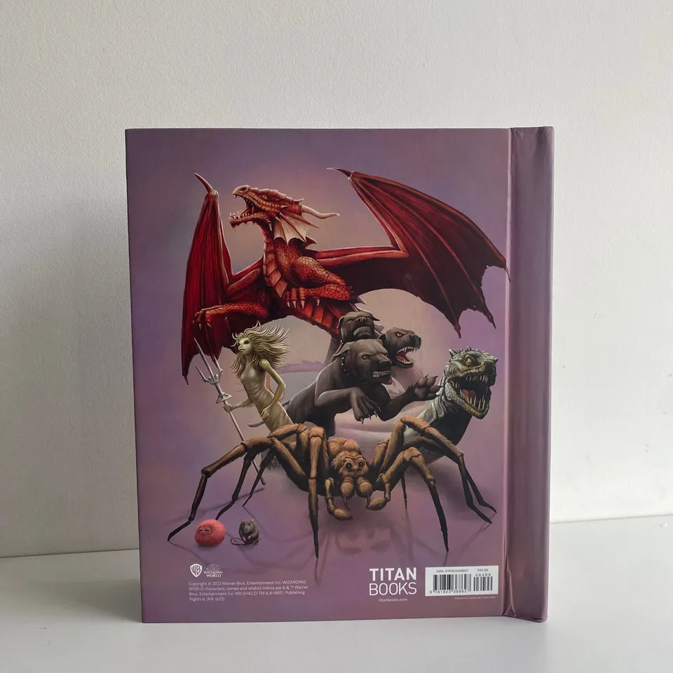 HARRY POTTER POP-UP GUIDE TO THE CREATURES OF THE WIZARDING WORLD 