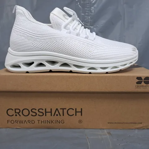 BOXED PAIR OF CROSSHATCH SHOES IN WHITE SIZE UK 5