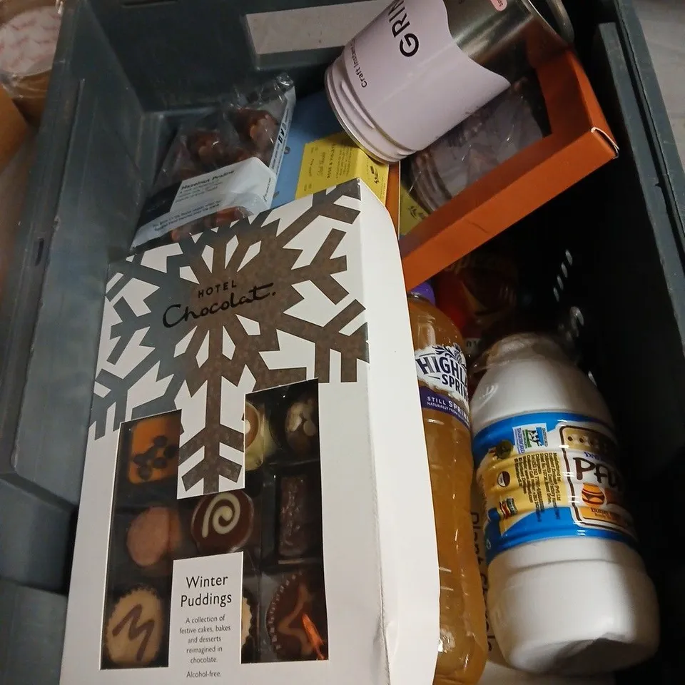 APPROXIMATELY 10 ASSORTED FOOD ITEMS INCLUDING PACT COFFEE , HUEL VITAMIN DRINK AND LUCOZADE ORIGINAL