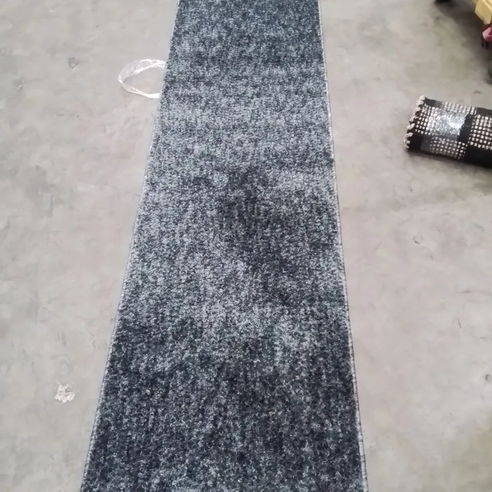 QUALITY DESIGNER AREA RUG - APPROXIMATELY 230X60CM