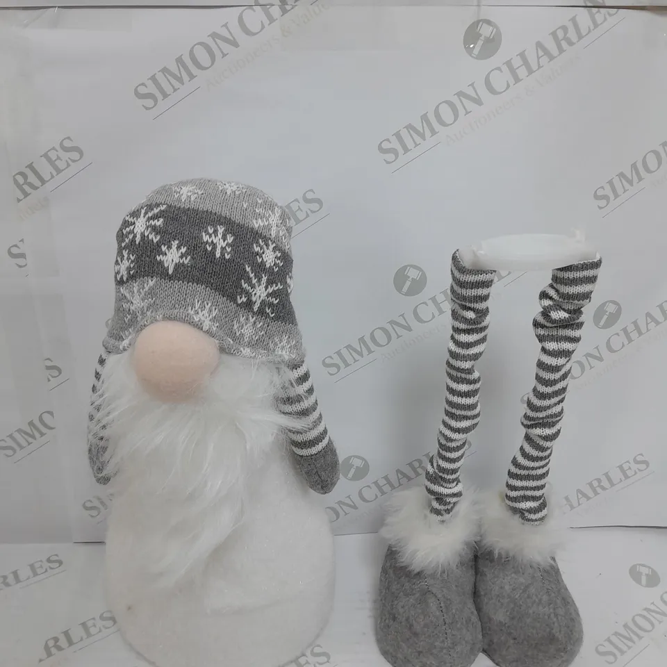FESTIVE PRE-LIT STANDING GONK GREY 