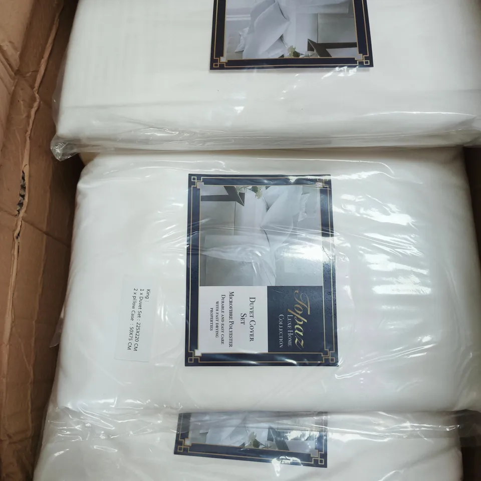 APPROXIMATELY 10 TOPAZ LUXE HOME COLLECTION DUVET COVER SETS - KING