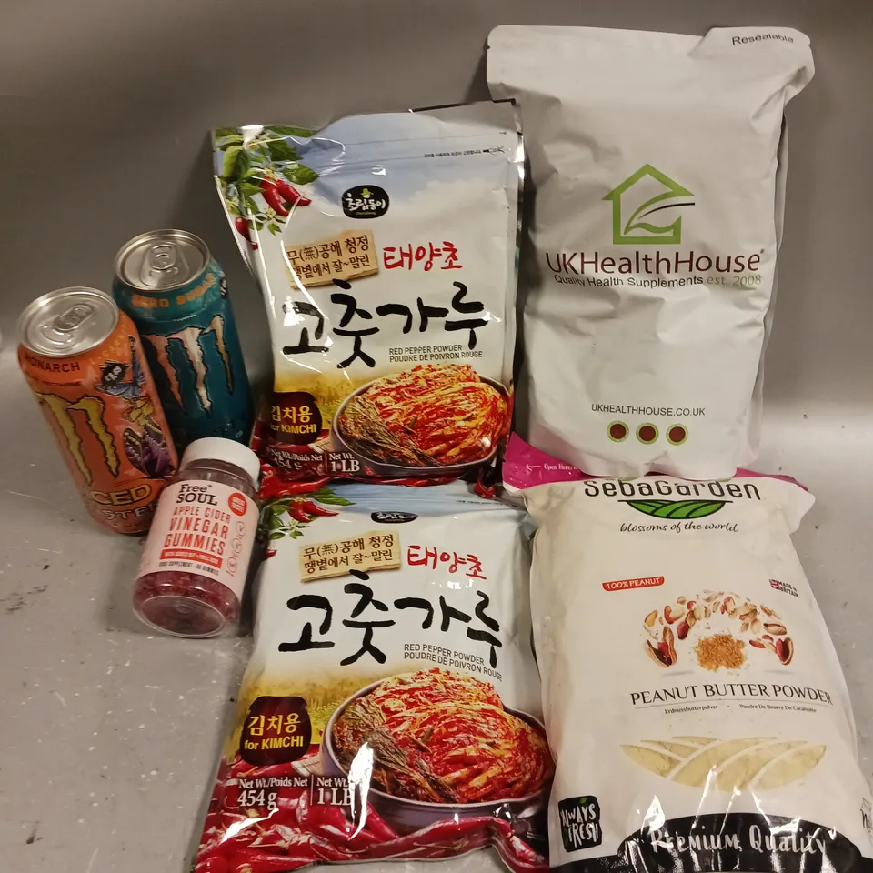 APPROXIMATELY 10 ASSORTED FOOD/DRINK PRODUCTS TO INCLUDE MONSTER ENERGY DRINK, PEANUT BUTTER POWDER, CIDER GUMMIES ETC 