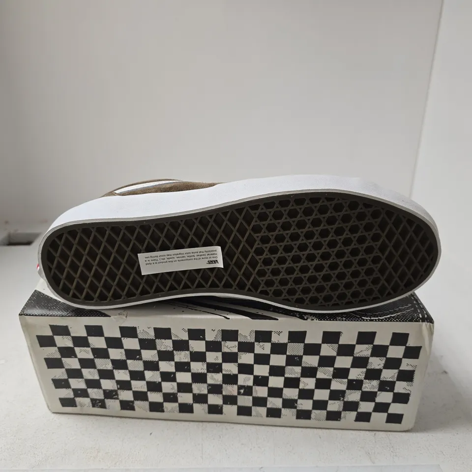 VANS OFF THE WALL SKATE OLD SCHOOL UK 11 BOXED